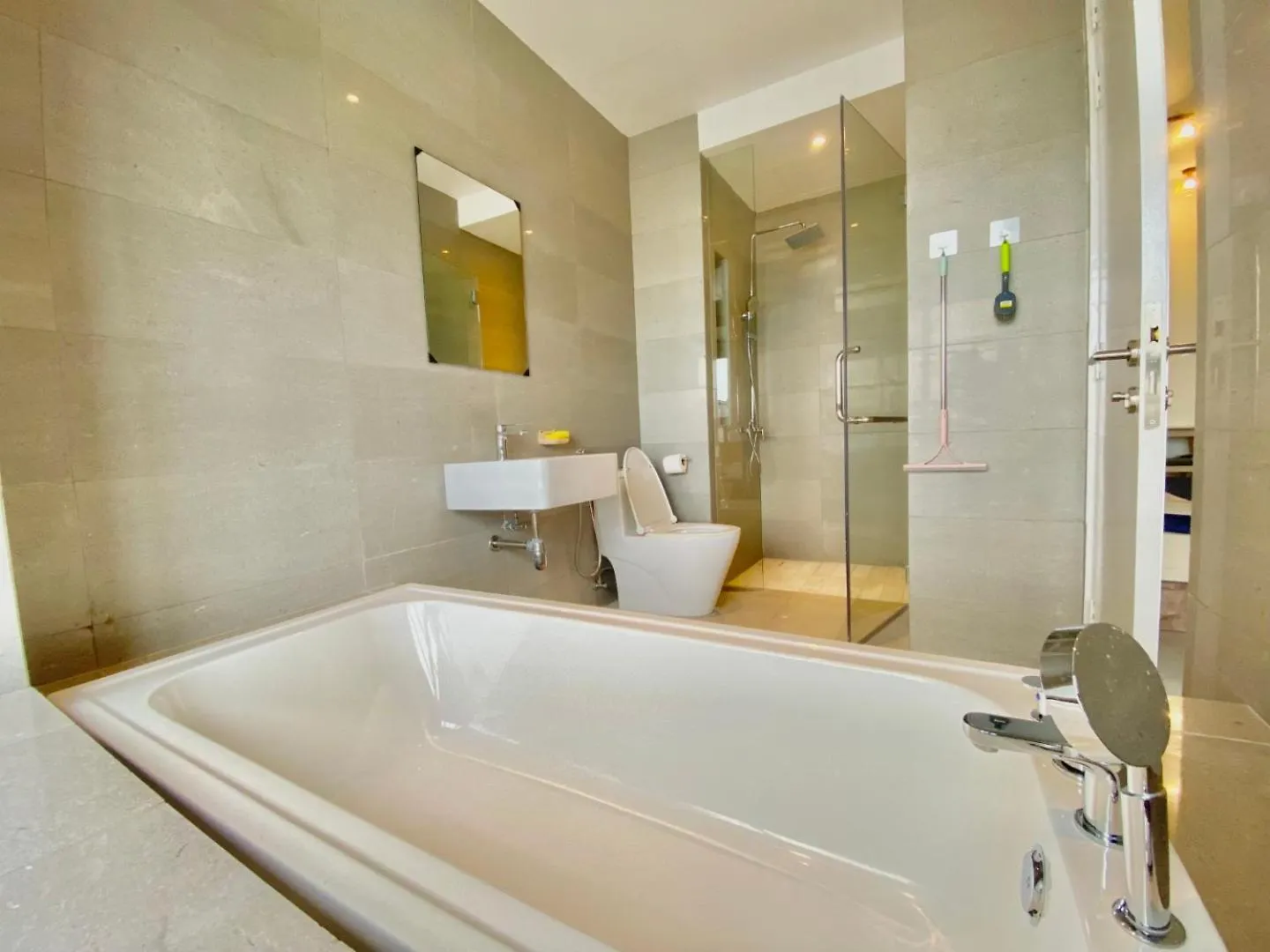 Mw Imperio Residence Studio Suites With Private Bath Tub Malacca Apartment