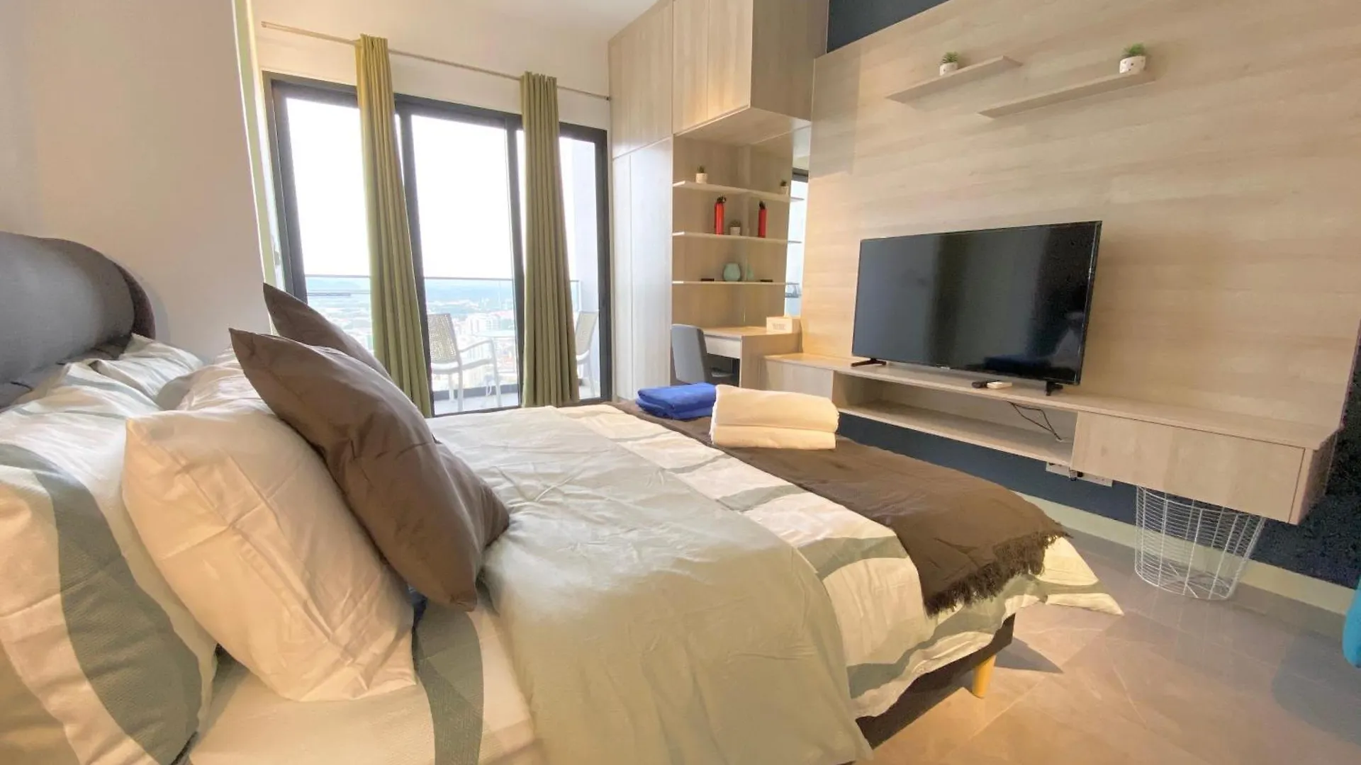 Mw Imperio Residence Studio Suites With Private Bath Tub Malacca