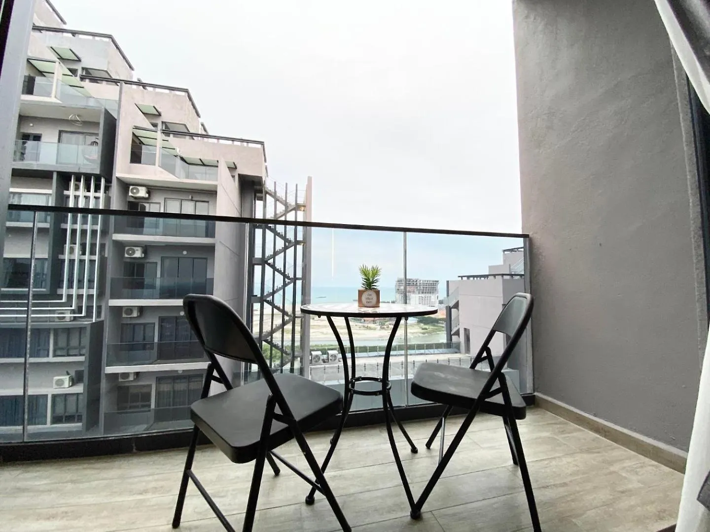 Mw Imperio Residence Studio Suites With Private Bath Tub Malacca Malaysia